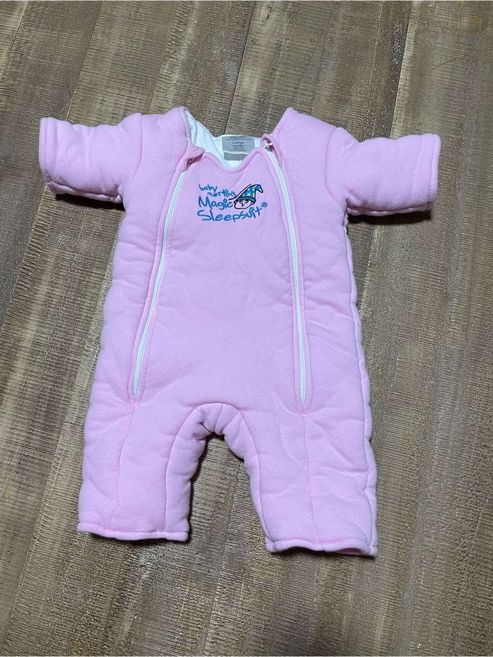 Baby magic Merlin’s sleep suit One-Piece in Light Pink